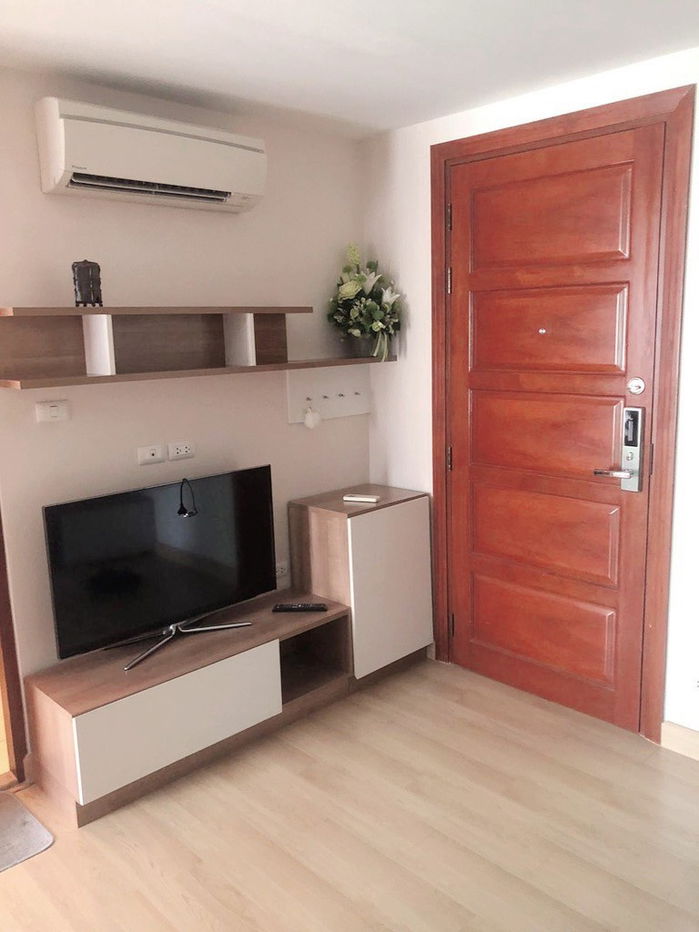 ✨#MT2402_024 ✨𝗙𝗼𝗿 𝗥𝗲𝗻𝘁1️⃣3️⃣k.🔥🔥 #Near MRT Ratchadaphisek ✨#အခန်းလွတ် Emerald Residence Ratchada Condo