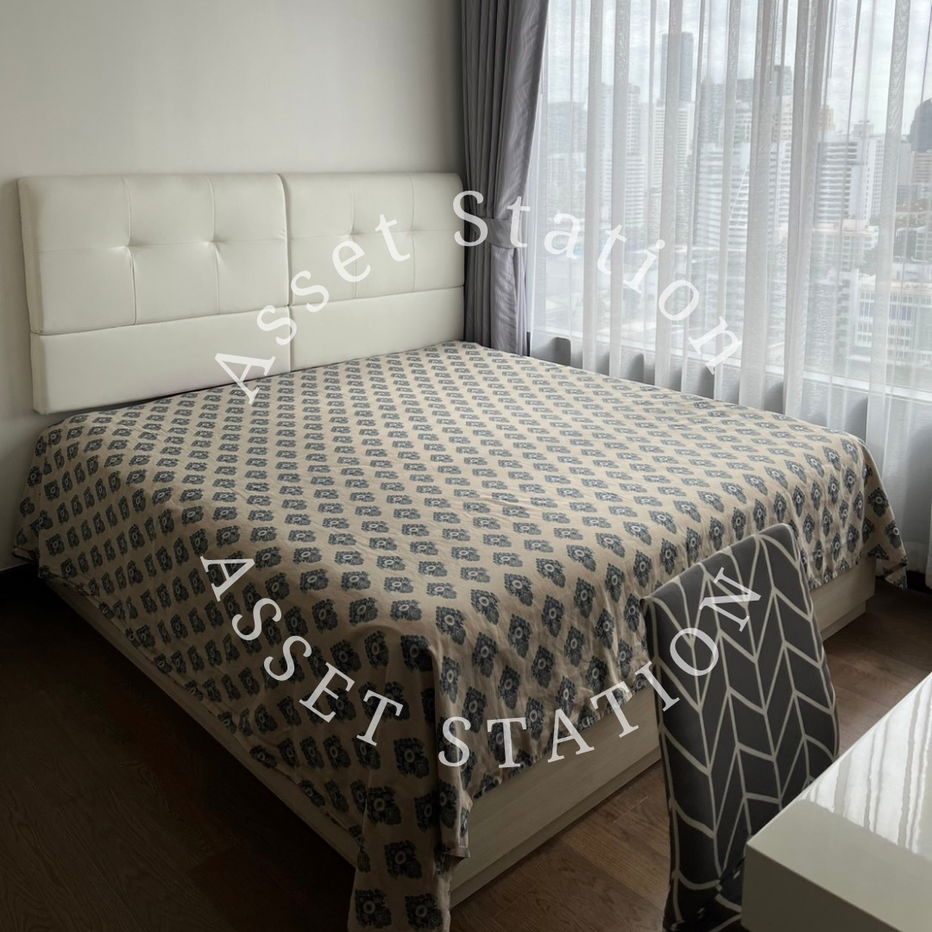 Q Asoke for rent, newly renovated room, available this January! Next to MRT Phetchaburi.