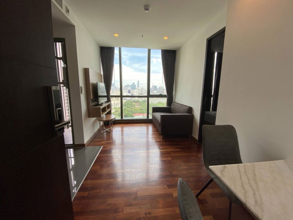 For Rent wish signature midtown siam Fully Furnished (Near BTS Ratchatawee)