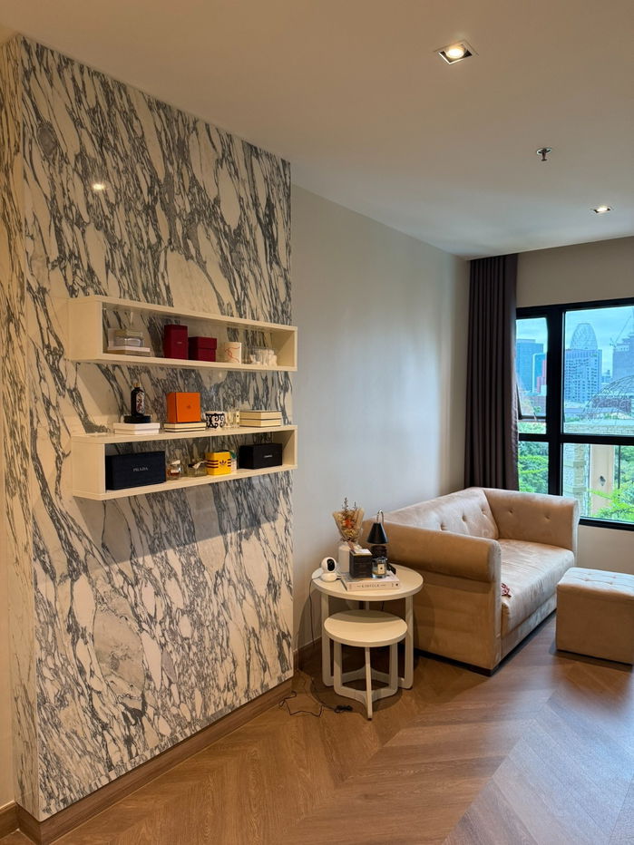 🌈⚡ N50502 The Crest Phahonyothin 11 ⚡🌈 与我们一起租赁时获取特殊代码💬 LINE：@theagentpro