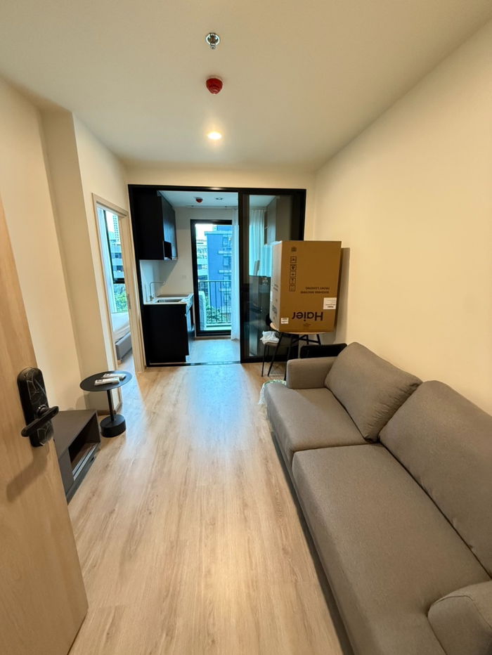 ငှားရန်ရှိသော Nue District R9 Rama 9 Fully Furnished (MRT Rama9 အနီး)