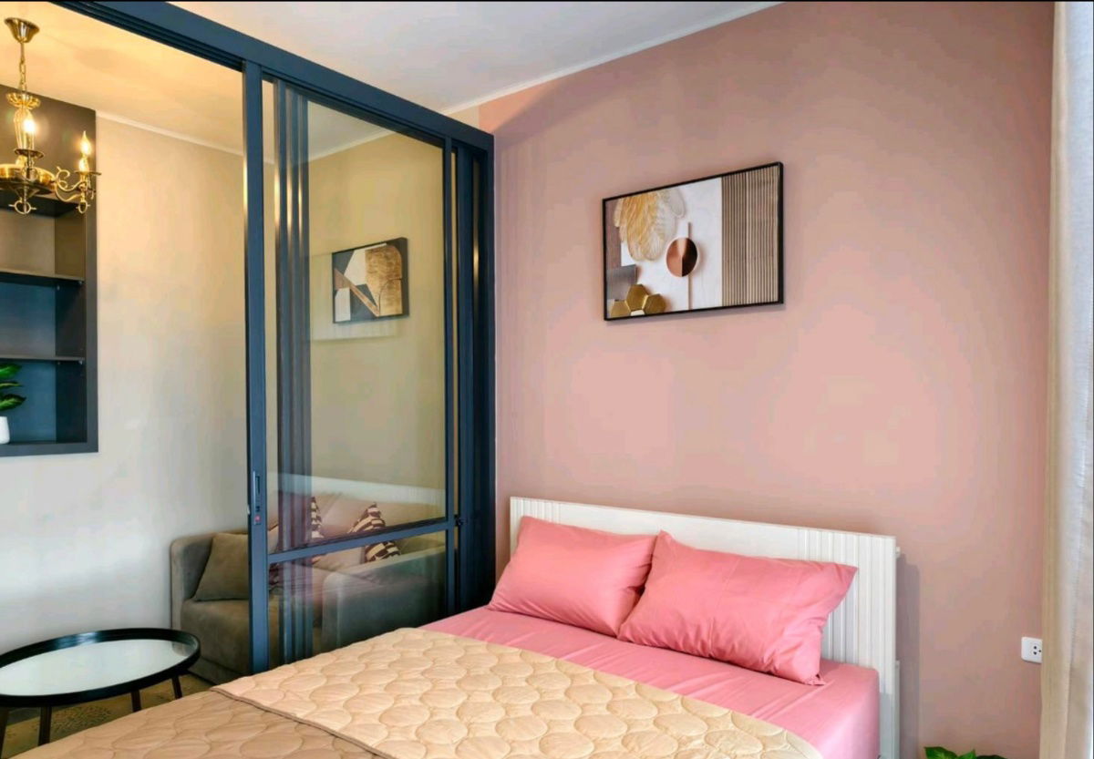 For rent: Ideo Sukhumvit - Rama 4, beautiful, cheap, ready to move in, near BTS Phra Khanong. Interested? Add Line: @841qqlnr