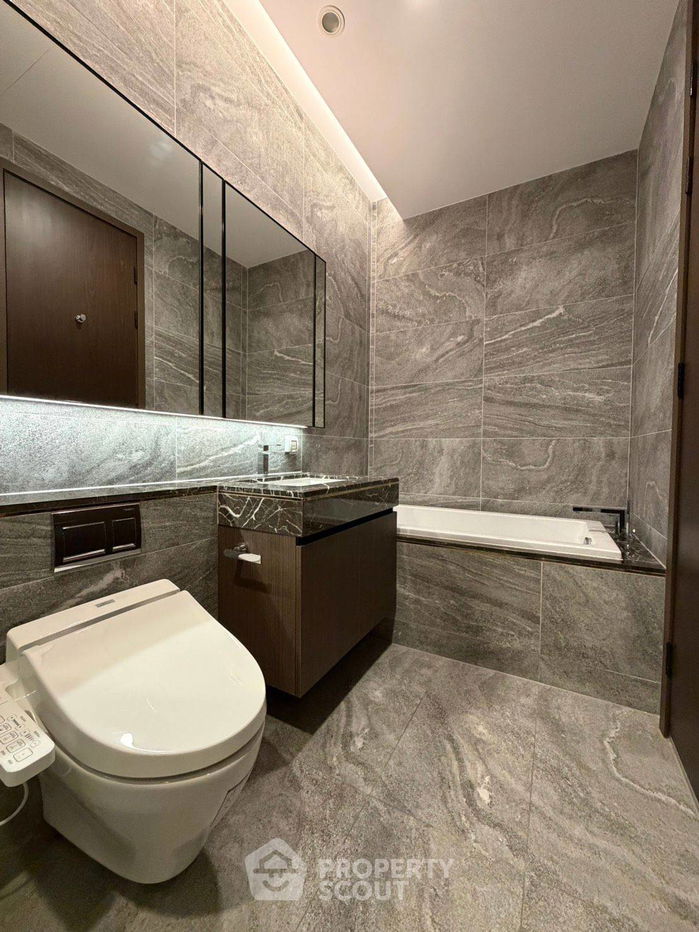 1-BR Condo at The Esse Sukhumvit 36 near BTS Thong Lor (ID 2443442)