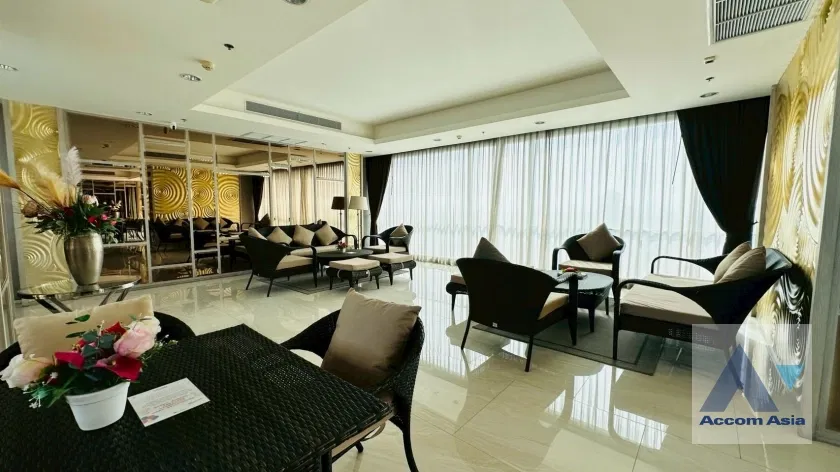 🔼🔽 AccomA 📩  3 BR Condominium @Menam Residences (AA29916)