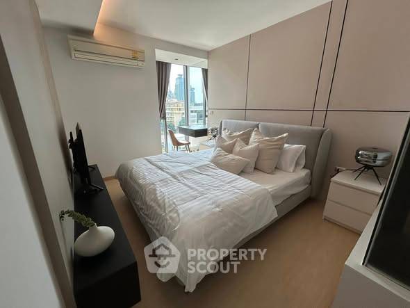 1-BR Condo at Via 49 near BTS Phrom Phong (ID 2444570)