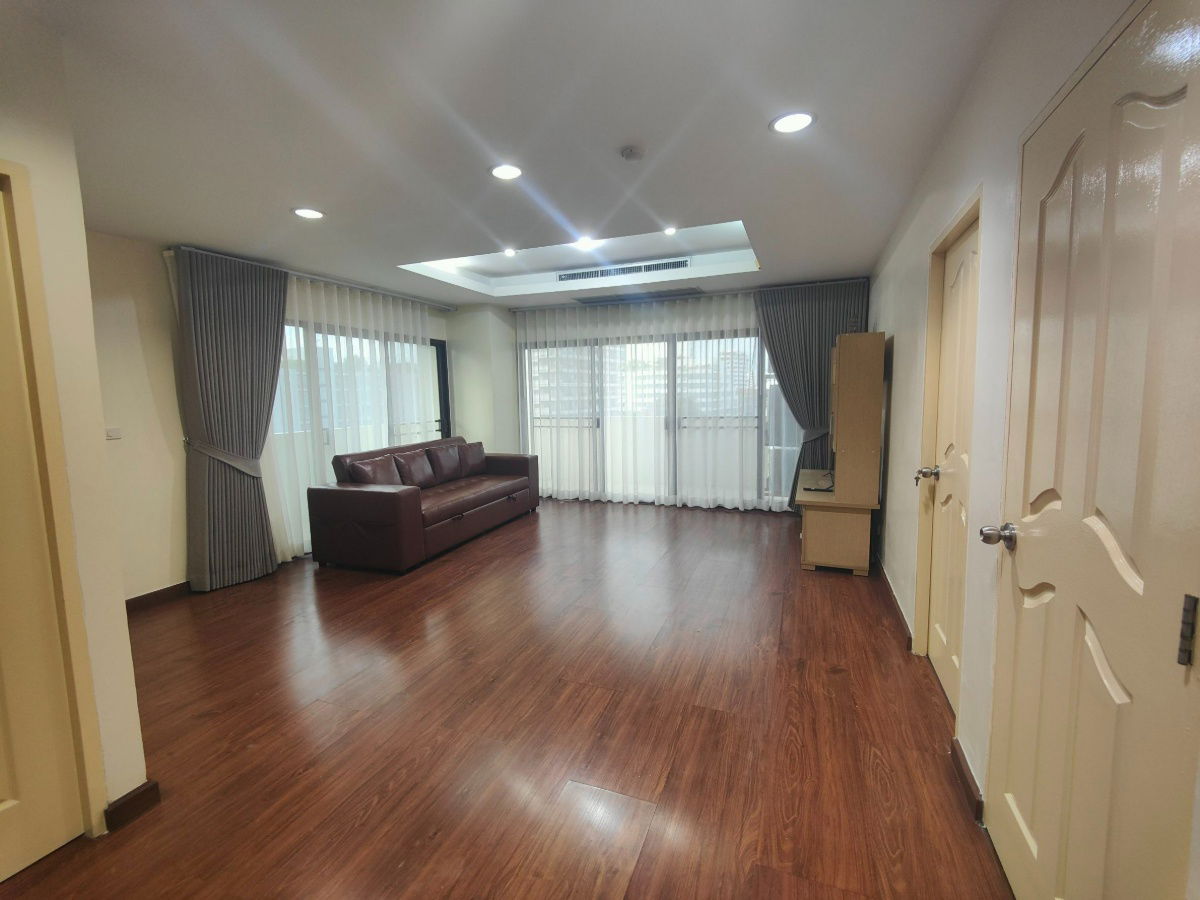 For Rent Premier Thonglor condominium 6th floor Near BTS Prompong