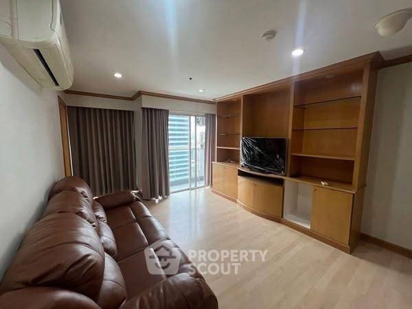 3-BR Condo at Silom Suite Condominium near BTS Saint Louis (ID 2353567)