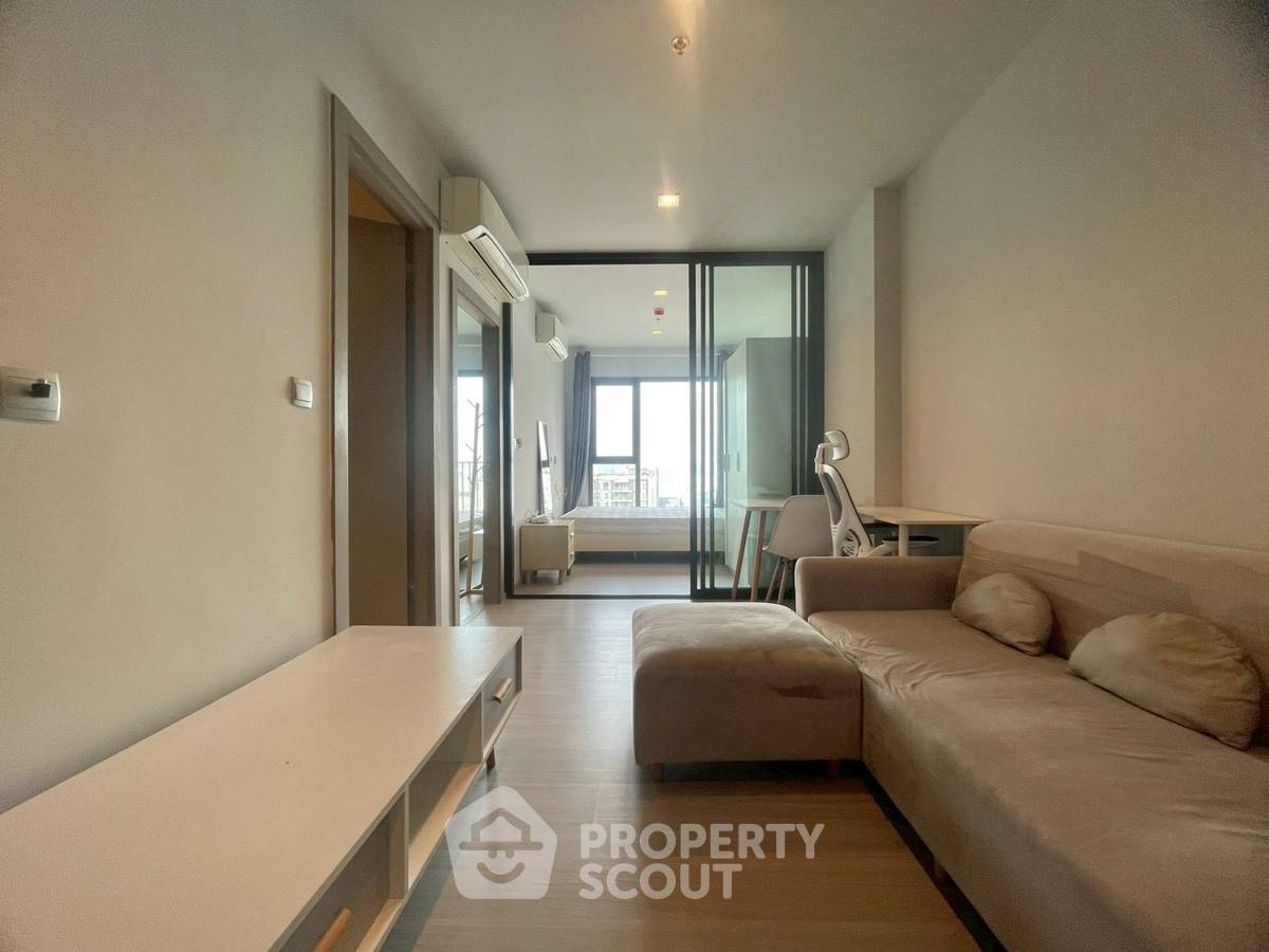 2-BR Condo at Life Asoke - Rama 9 near MRT Phra Ram 9 (ID 2444213)