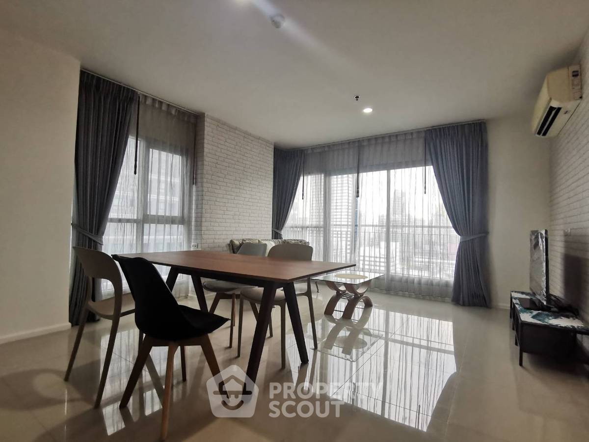 2-BR Condo at Aspire Rama 9 near MRT Phra Ram 9 (ID 2441652)
