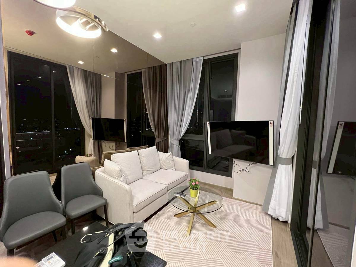 2-BR Condo at The Crest Park Residences near MRT Phahon Yothin (ID 2436559)