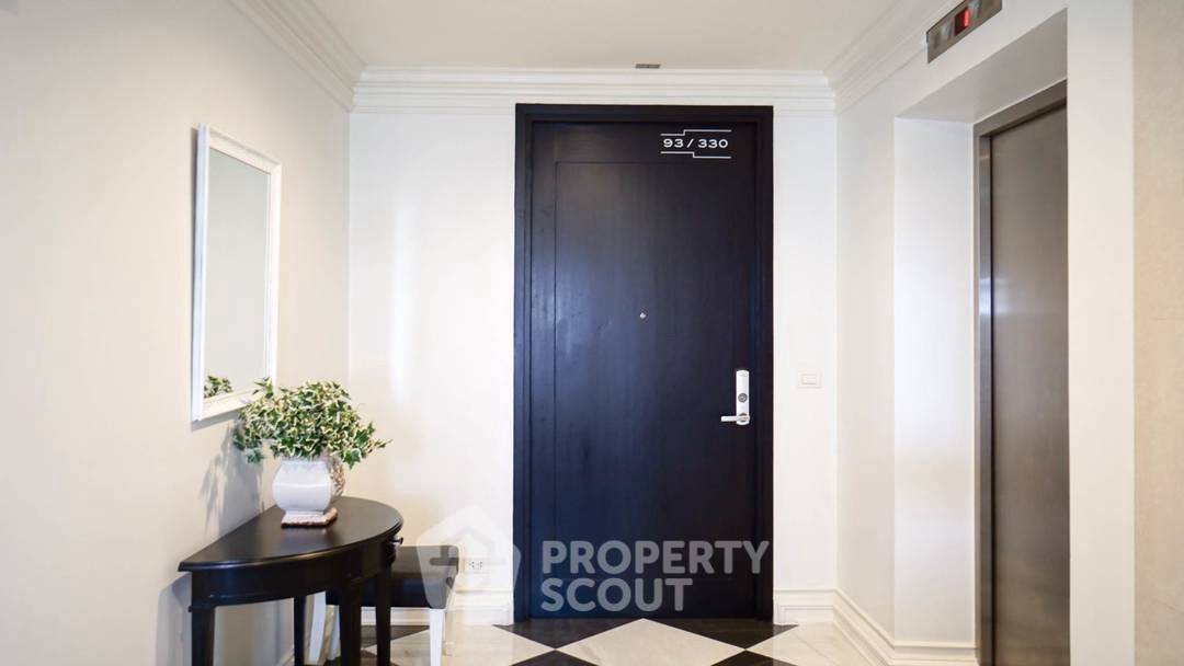 3-BR Condo at The Emporio Place near BTS Phrom Phong (ID 2277879)