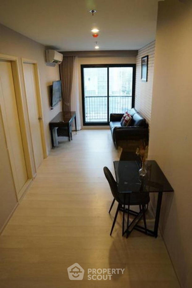 2-BR Condo at Life Asoke near ARL Makkasan (ID 2434504)