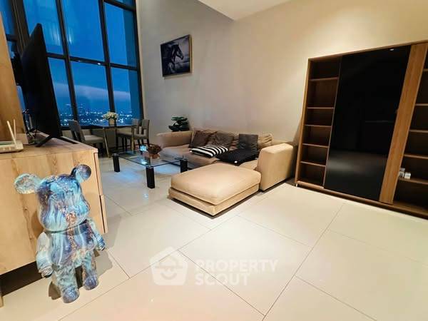 1-BR Condo at The Emporio Place near BTS Phrom Phong (ID 2356818)