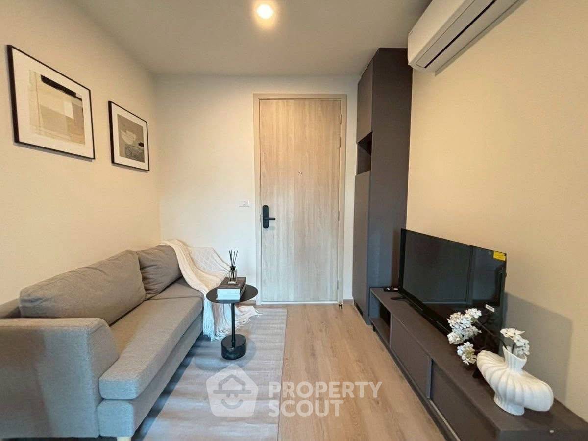 1-BR Condo at Nue District R9 near MRT Phra Ram 9 (ID 2447894)