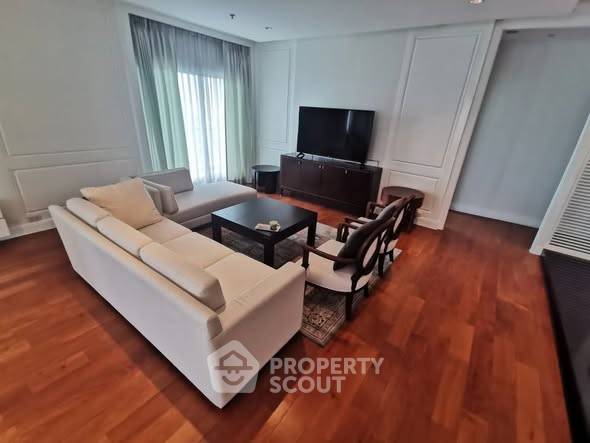 5-BR Condo at Royal Residence Park near BTS Phloen Chit (ID 2447025)