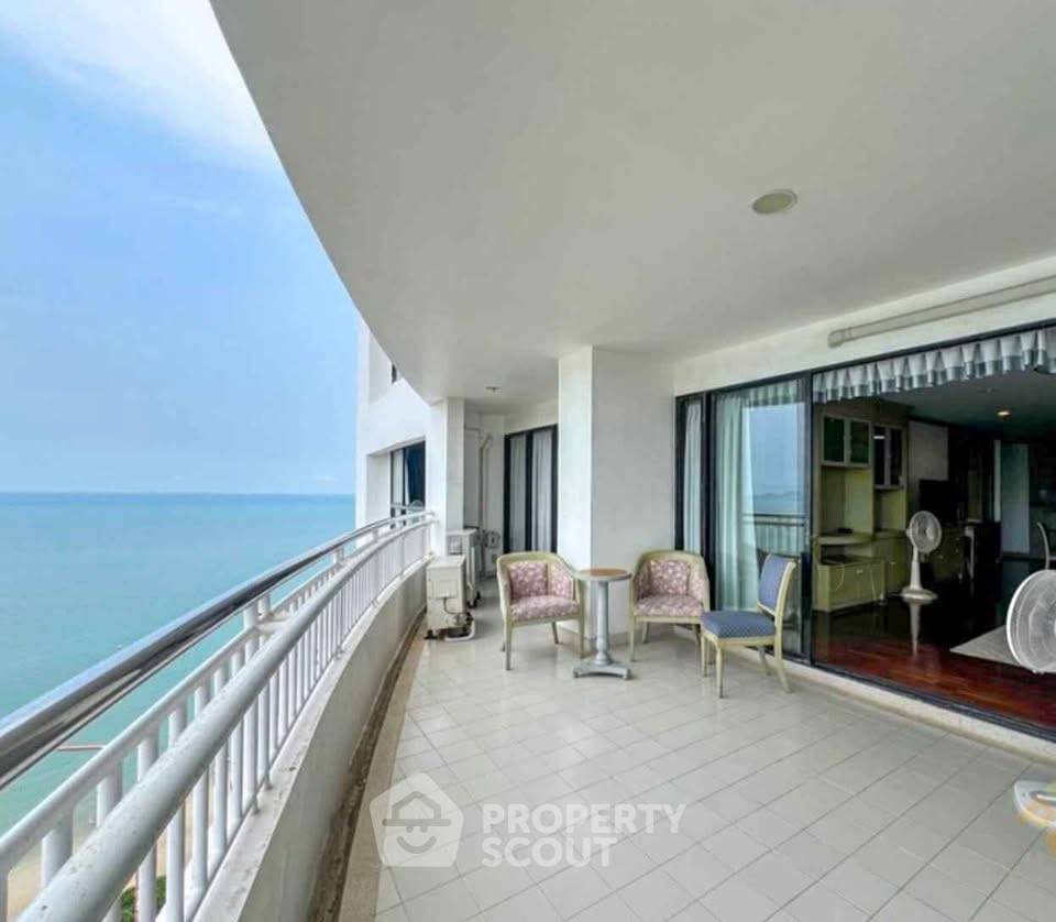 3-BR Condo at Saranchol Condominium Wong Amat close to Wong Amat (ID 2447169)