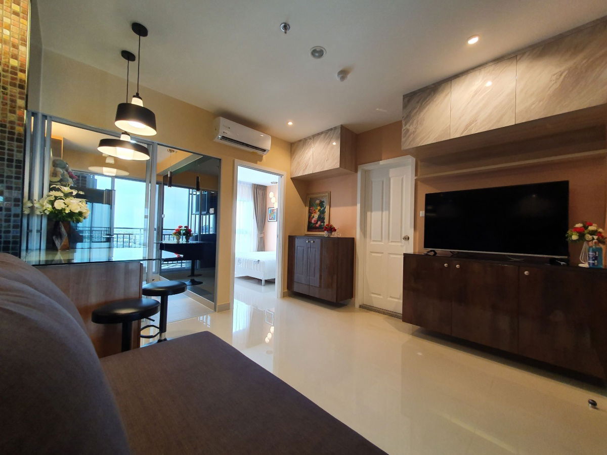 Condo for rent Supalai Verada Rama 9 Luxury decoration, fully furnished, near MRT Rama 9, Ratchada, Huai Khwang