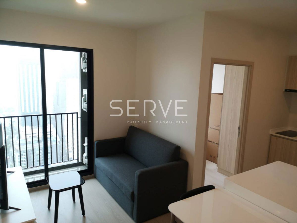 2 Beds Large Room Fully Furnished Good Location Close to MRT Lat Phrao 150 m.  @  Nue Noble Ratchada Lat Phrao