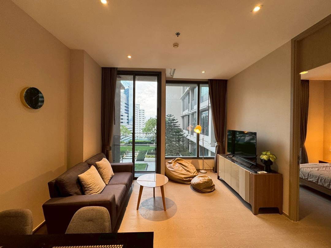 For rent The Esse Asoke 1 bedroom
