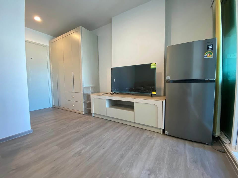 Condo Regent Home Bangna, rental price 11,000 baht/month