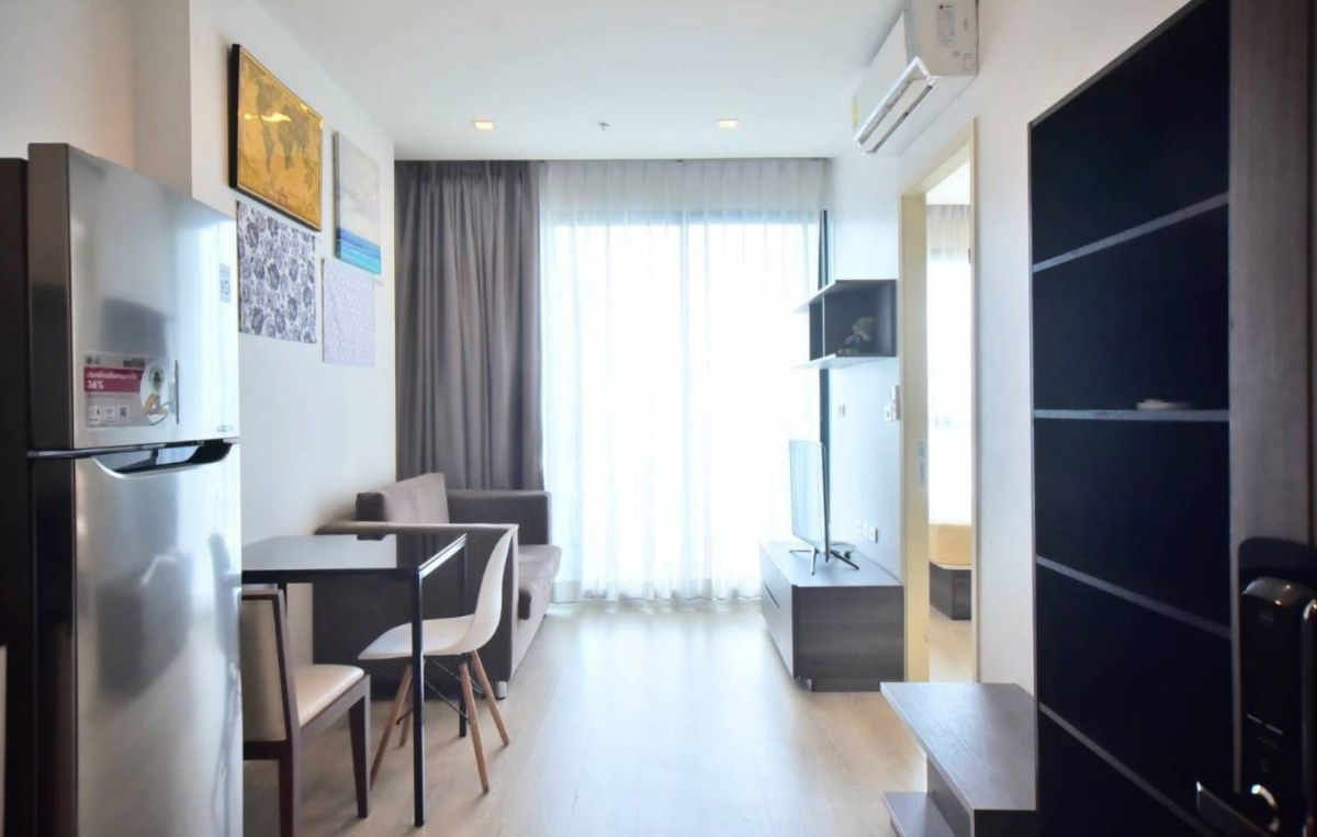 Quinn Ratchada. 1bed 35sqm.  Line id: @pfagent