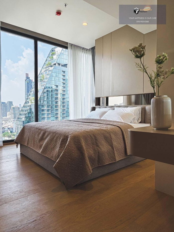 Anil Sathorn 12 | Next to BTS St. Louis Station 0 meters #2025112513142