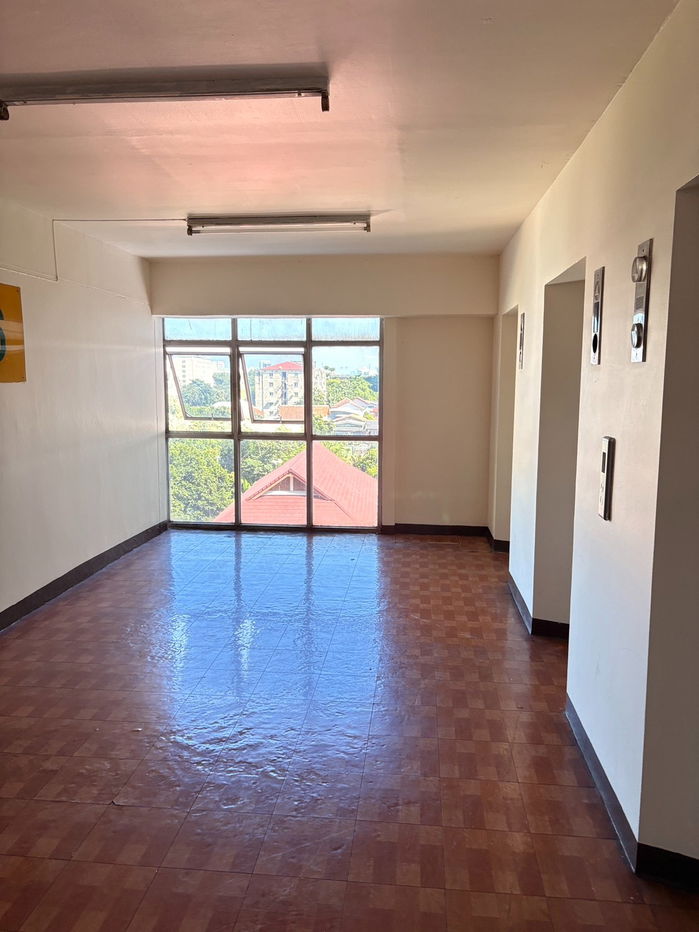 Thanfa Residence Condominium near MRT 1KM