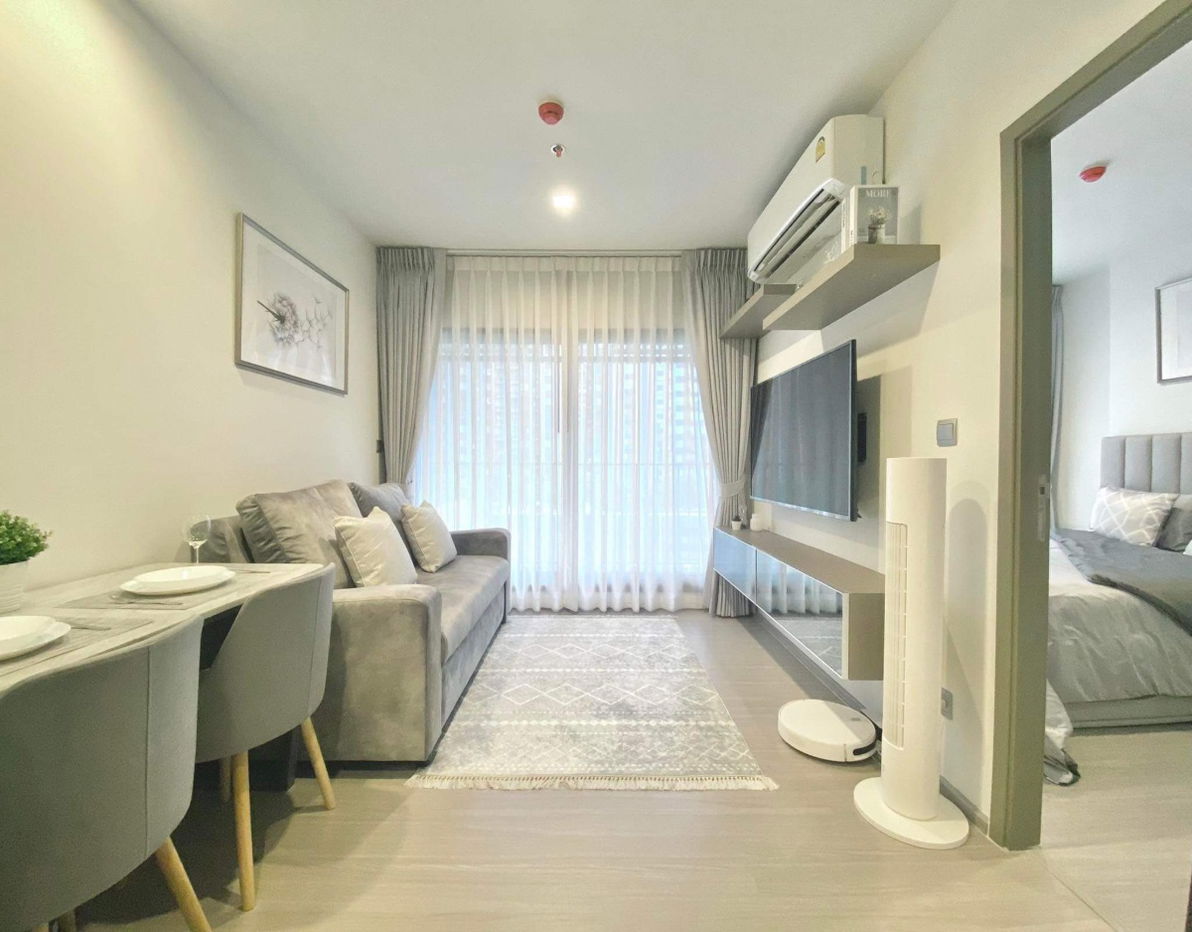 Code: KJ9904  for rent Life Asoke Hype 🔥🔥 Line ID: @kjcondo (with @)🔥🔥