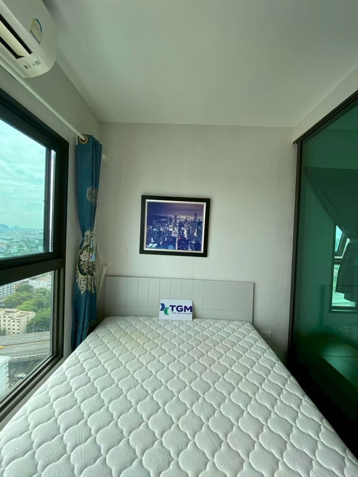 The Privacy Rama 9 ，租金 12K THB，靠近 APL Ramkhamhaeng，家具齐全，可入住