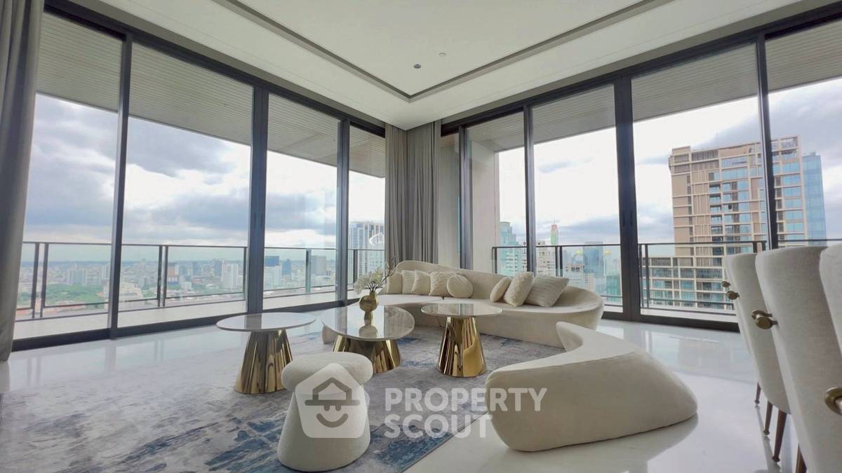 4-BR Condo at The Residences At Sindhorn Kempinski Hotel Bangkok near BTS Ratchadamri (ID 2435561)