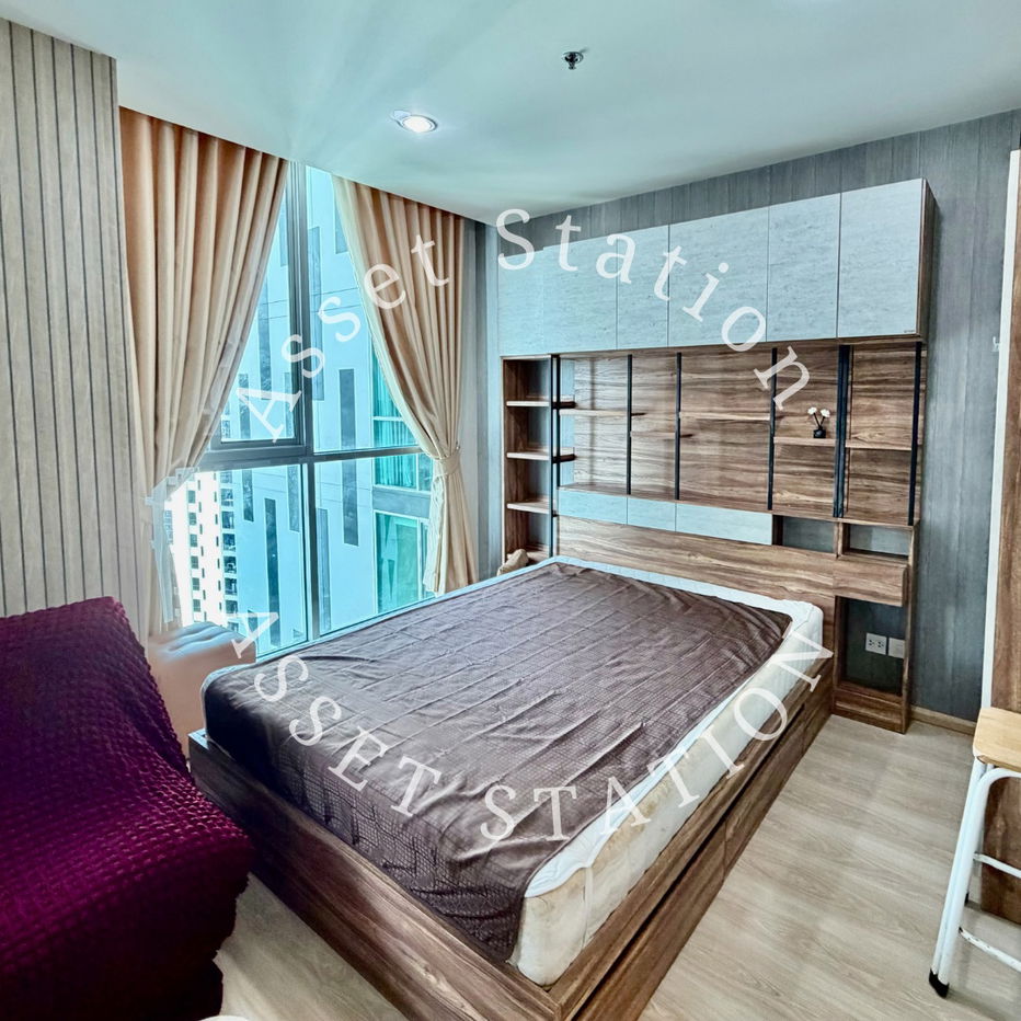 For rent: Noble Revolve Ratchada, separate room, high-rise view, near MRT Cultural Center
