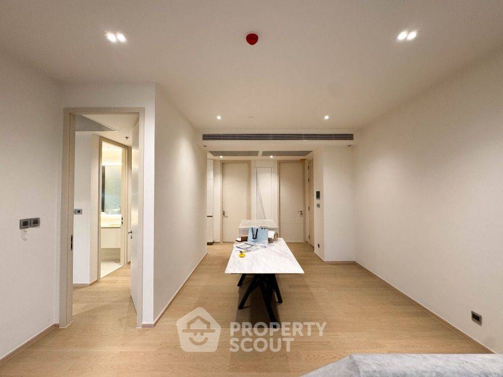 2-BR Condo at The Strand Thonglor near BTS Thong Lor (ID 1904159)