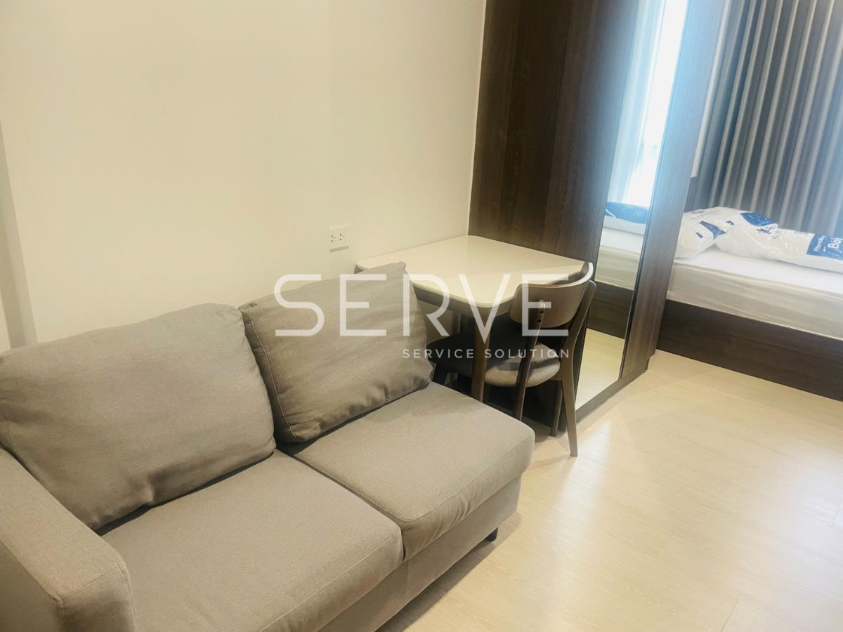 Studio Nice Room City View Good Location Close To BTS Khu Khot 120 m. @ Nue Cross Khu Khot Station