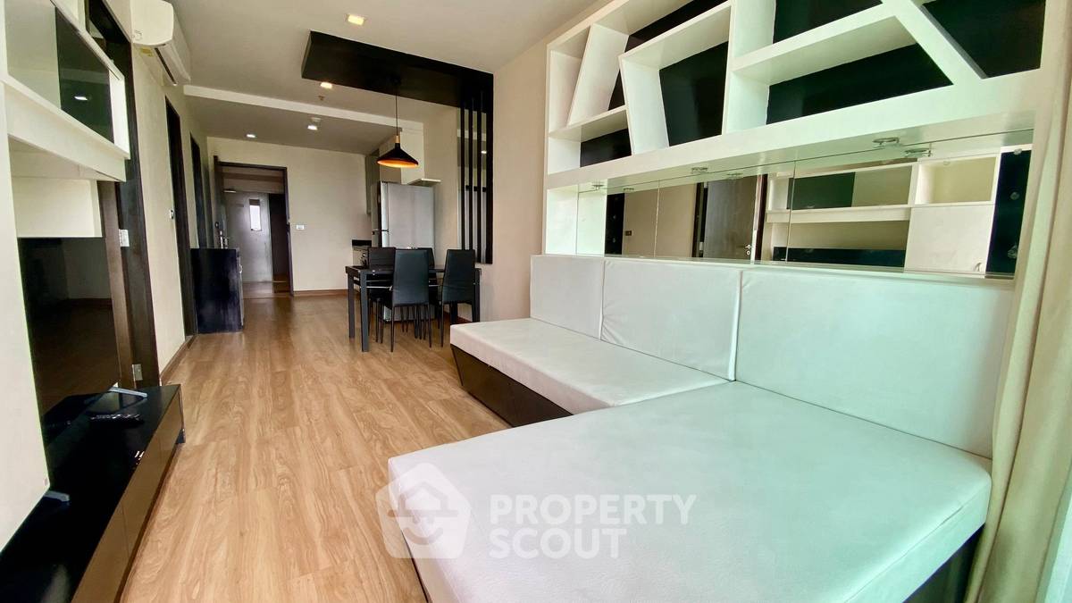 2-BR Condo at Sky Walk Residences near BTS Phra Khanong (ID 2450432)