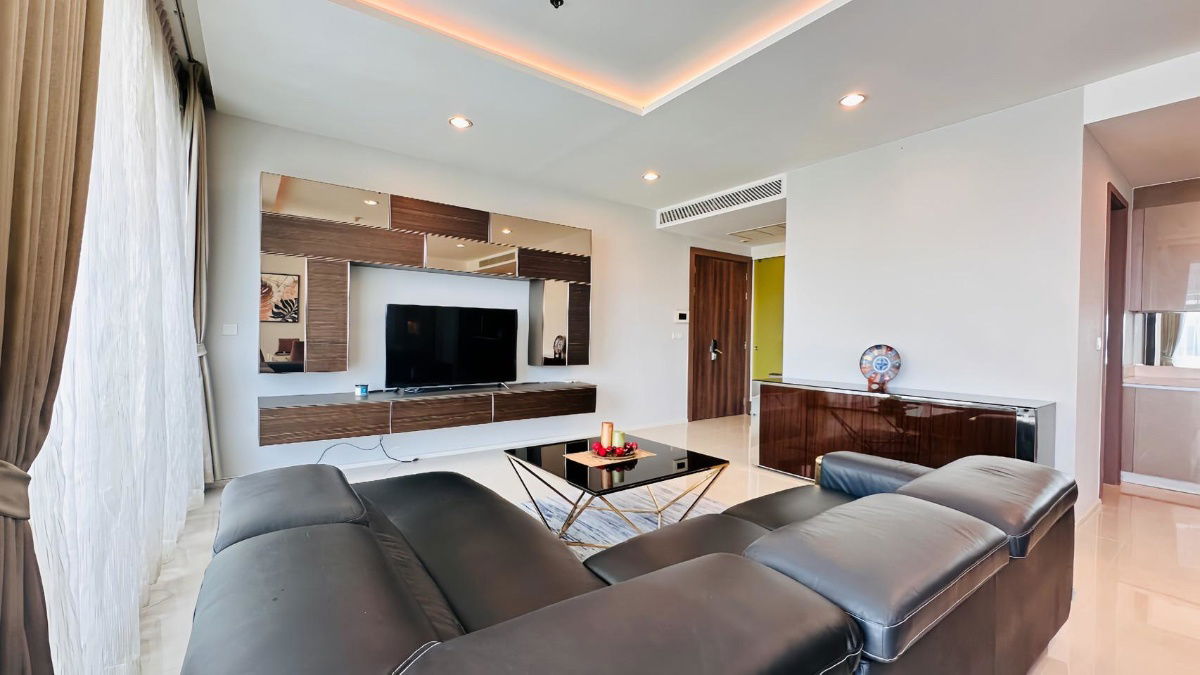 Menum Residences For rent ( Close to the river )