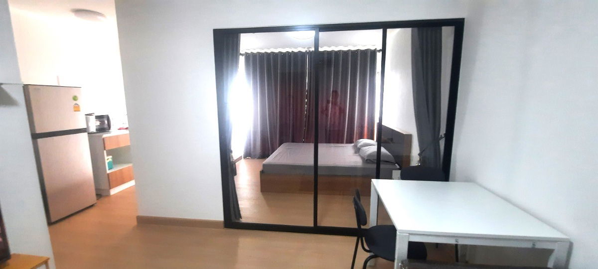 Ploen Ploen Plus Condominium Rangsit - Future Park for rent.