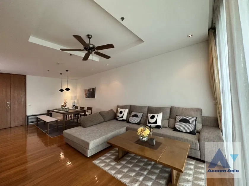 🔼🔽 AccomA 📩  3 BR Condominium @Royal Saladaeng (AA34997)