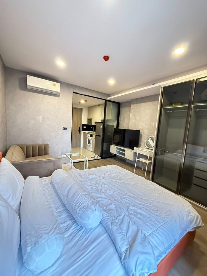 🔥Hot Deal🔥 For Rent 📌 SOHO BANGKOK Ratchada (Line ID: @arent) Negotiable price! ✅ We also manage many other projects great deals on every rental!