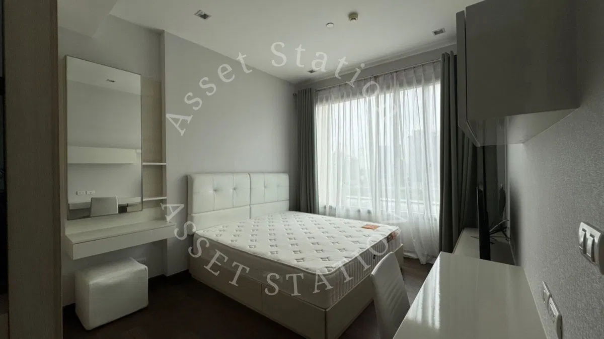 Urgent! Beautiful room, Q Asoke, near MRT Phetchaburi, great price.