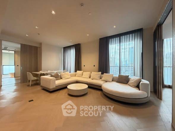 4-BR Condo at The Reserve Sathorn near BTS Sala Daeng (ID 2433499)
