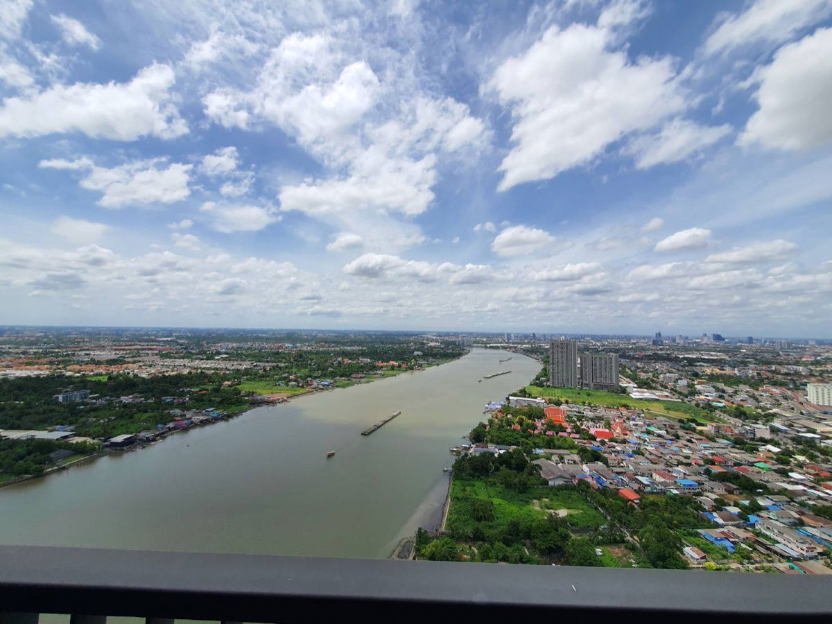 politan aqua riverside condo for rent