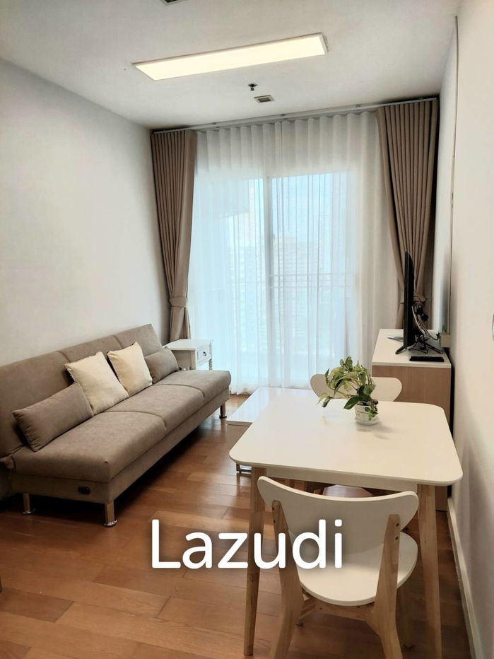 Luxurious 1-Bed Condo at Condolette Ize Ratchathewi