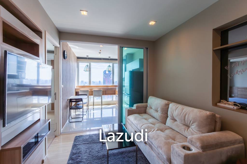 Luxurious Condo in Rhythm Phahol-Ari Bangkok