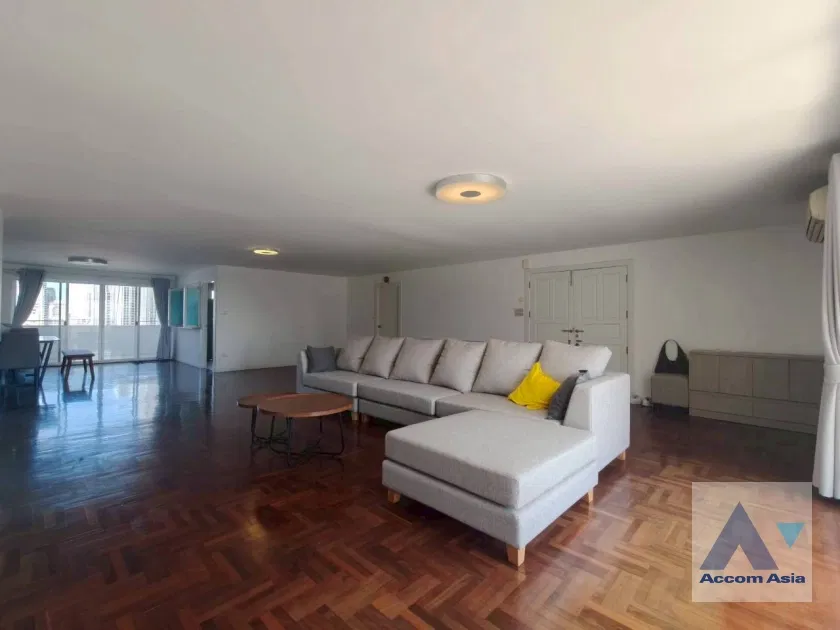 🔼🔽 AccomA 📩 大阳台 3 居公寓 @Regent On The Park 2 (AA25666)