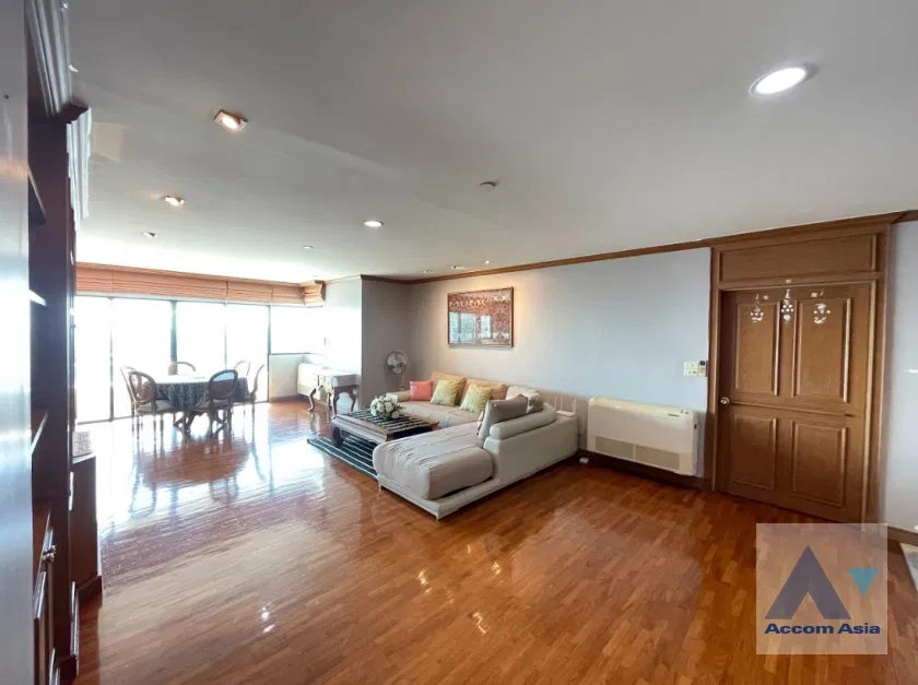 🔼🔽 AccomA 📩  3 BR Condominium @Sathorn Gardens (20566)