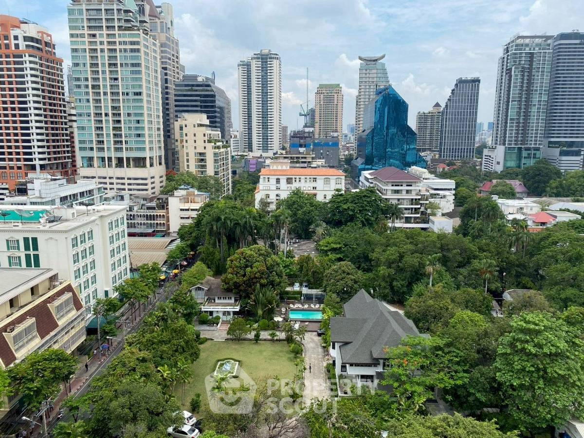 1-BR Condo at Silom Grand Terrace Condominium near BTS Sala Daeng (ID 2450599)