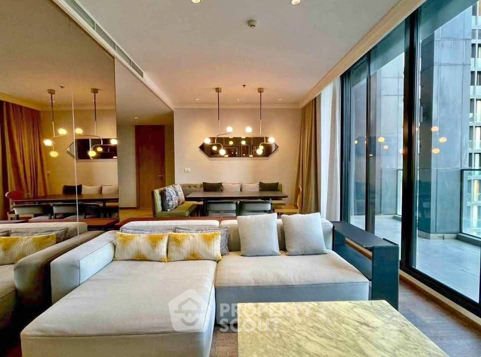 3-BR Condo at Noble Ploenchit near BTS Phloen Chit (ID 2348107)