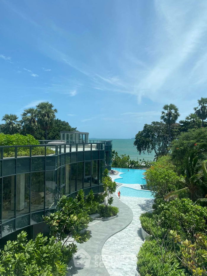 1-BR Condo at AROM WONGAMAT close to Sanctuary of Truth (ID 2455713)