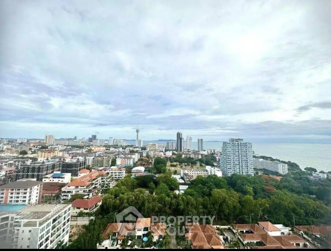 1-BR Condo at The Peak Towers close to Phratamnak (ID 1518293)