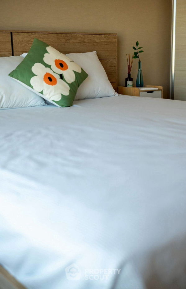 1-BR Condo at The Saint Residences near MRT Phahon Yothin (ID 2455742)